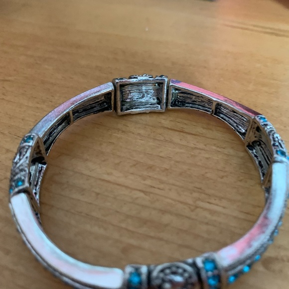 Turquoise stone silver bracelet - Picture 5 of 5